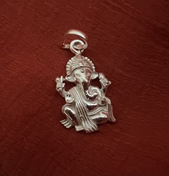 Кулон Ганеша (серебро) 2 см Кулон Ганеша (серебро) 2 см