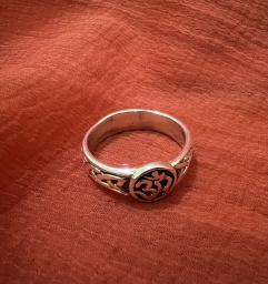 Кольцо-перстень тонкий с Ом Кольцо-перстень тонкий с Ом