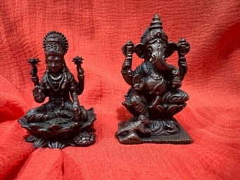 Ганеш 5 см, Лакшми 4,5 см Ганеш 5 см, Лакшми 4,5 см